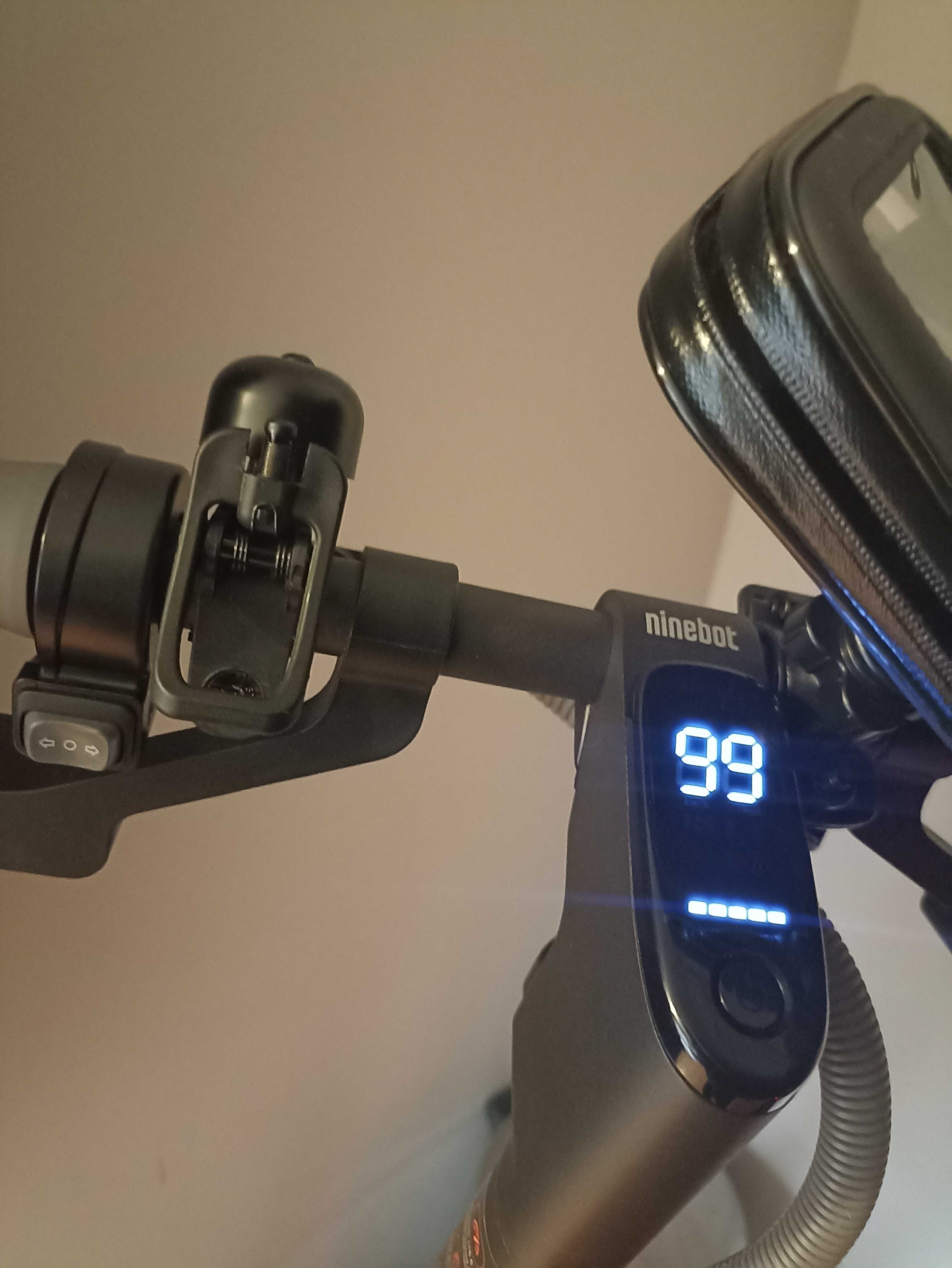 Segway Ninebot trotinete