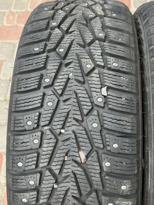 215-55-17 Nokian Hakkapeliitta 7 зима шип шипована