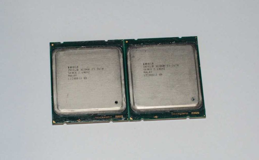 Пpoцeccop Xeon 2650v2 2630V3 2667v3 2690v3 2620v4 Xeon Silver 4114