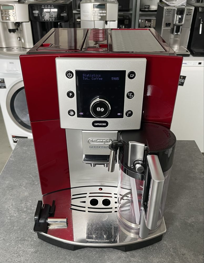 Кофемашина DeLonghi Perfecta Cappuccino ESAM 5500.R гарантия обслужена
