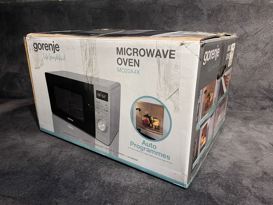 Мікрохвильова піч Gorenje MO20A4X микроволновка