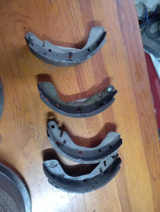 Sprzedam tarcze i klocki hamulcowe