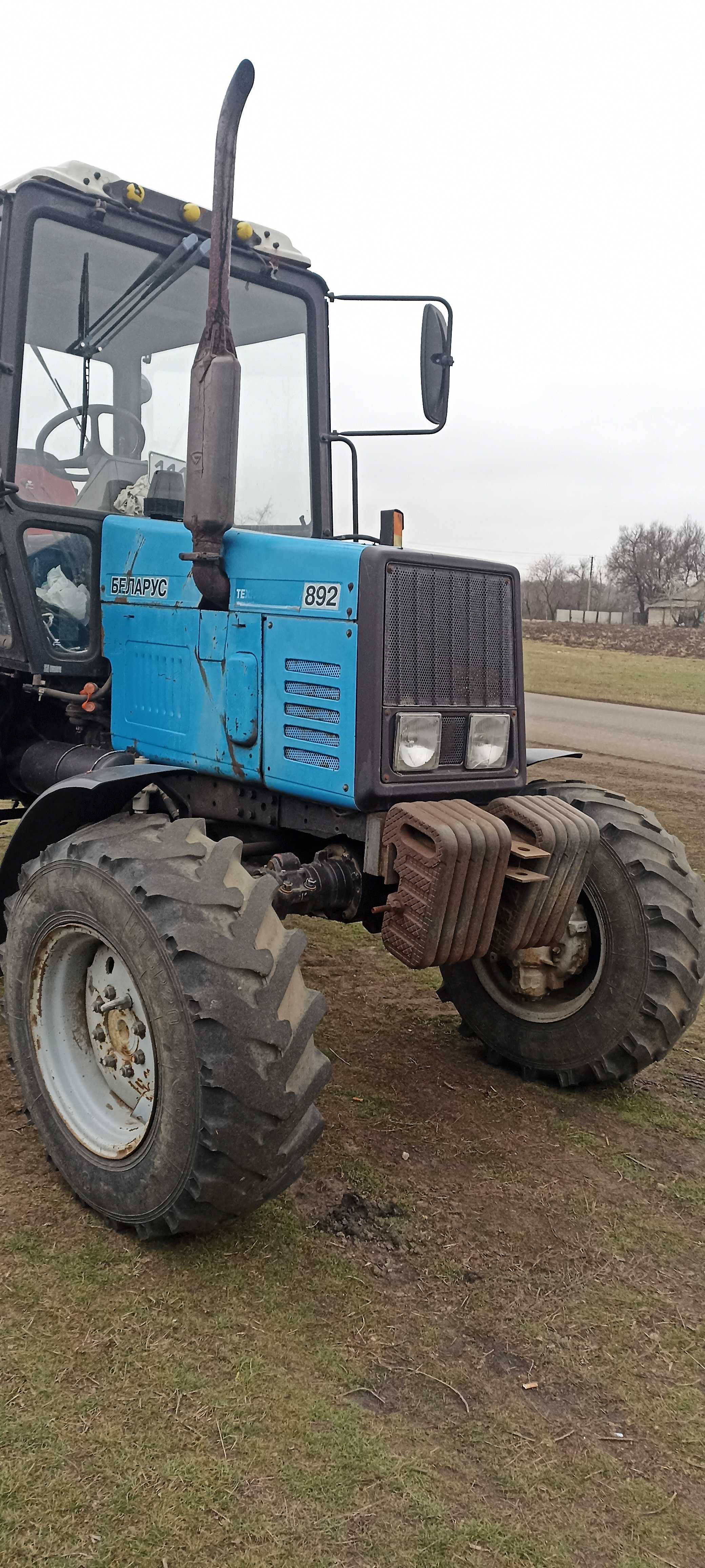Продам трактор Мтз-892