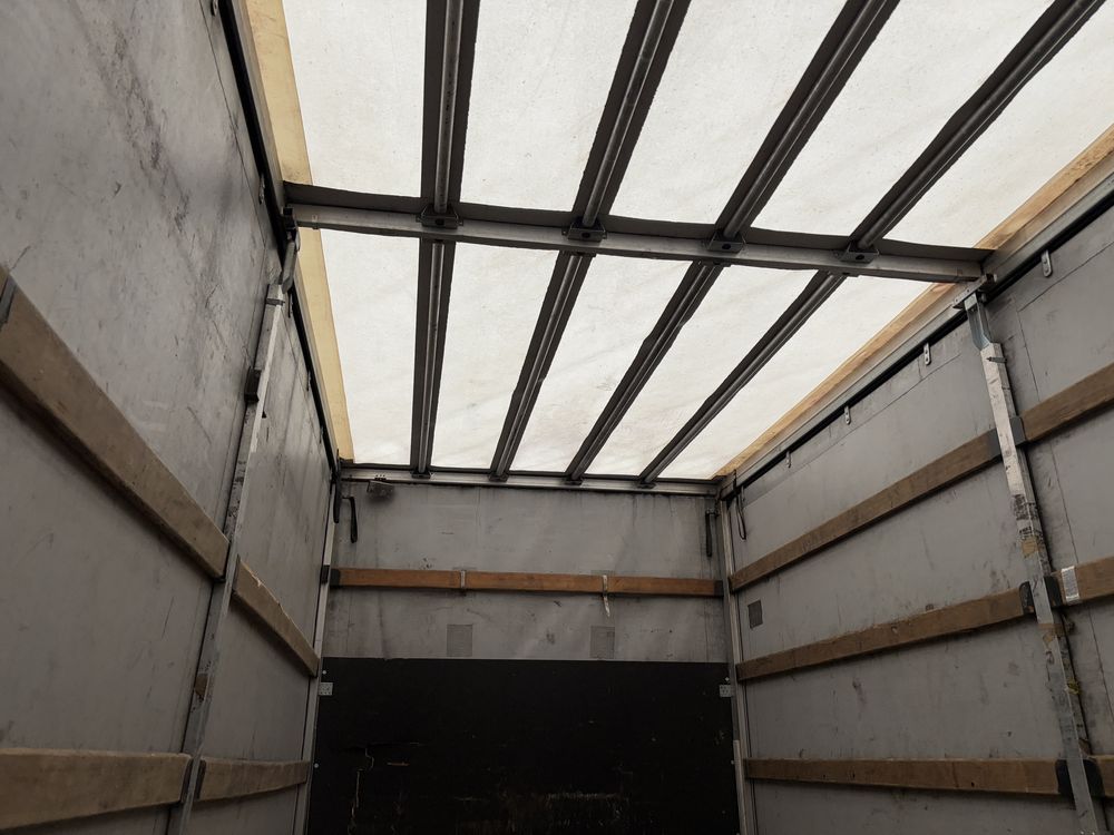 Mercedes Sprinter 906  iveco VW rama  skrzynia plandeka burto firanka