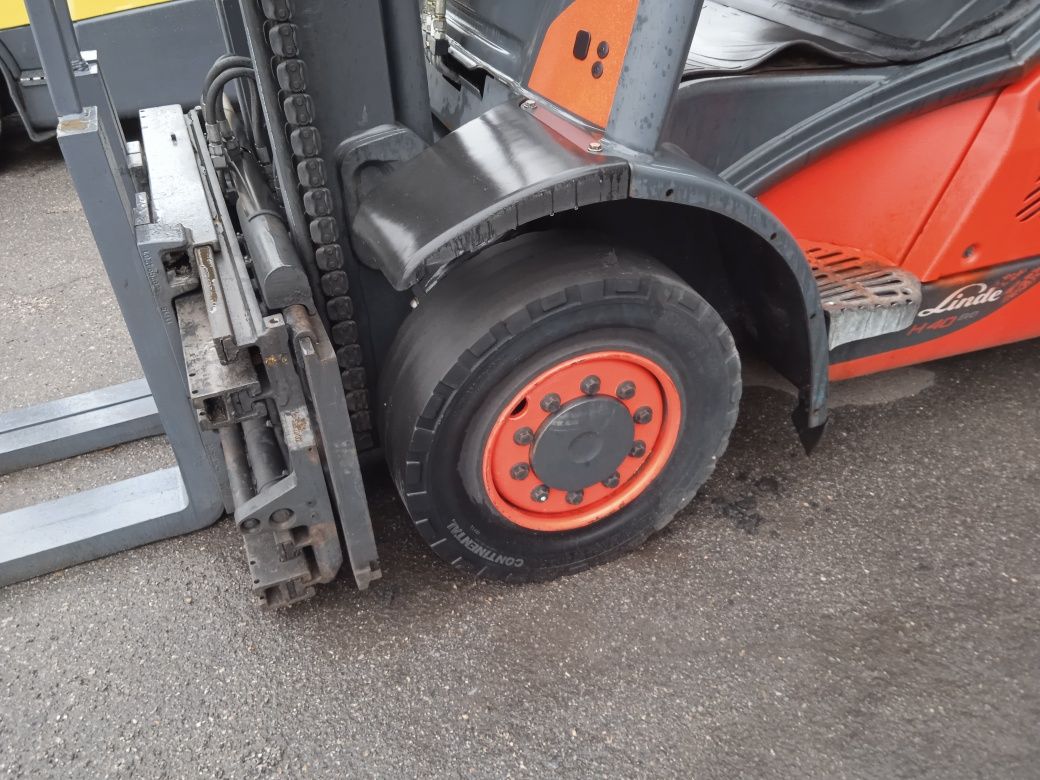 Автопогрущик Linde H40T-02