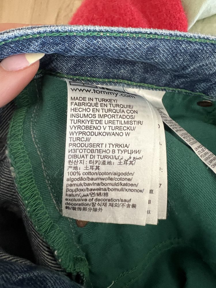 Damskie jeansy mom jeans Tommy Hilfiger Tommy Jeans logo