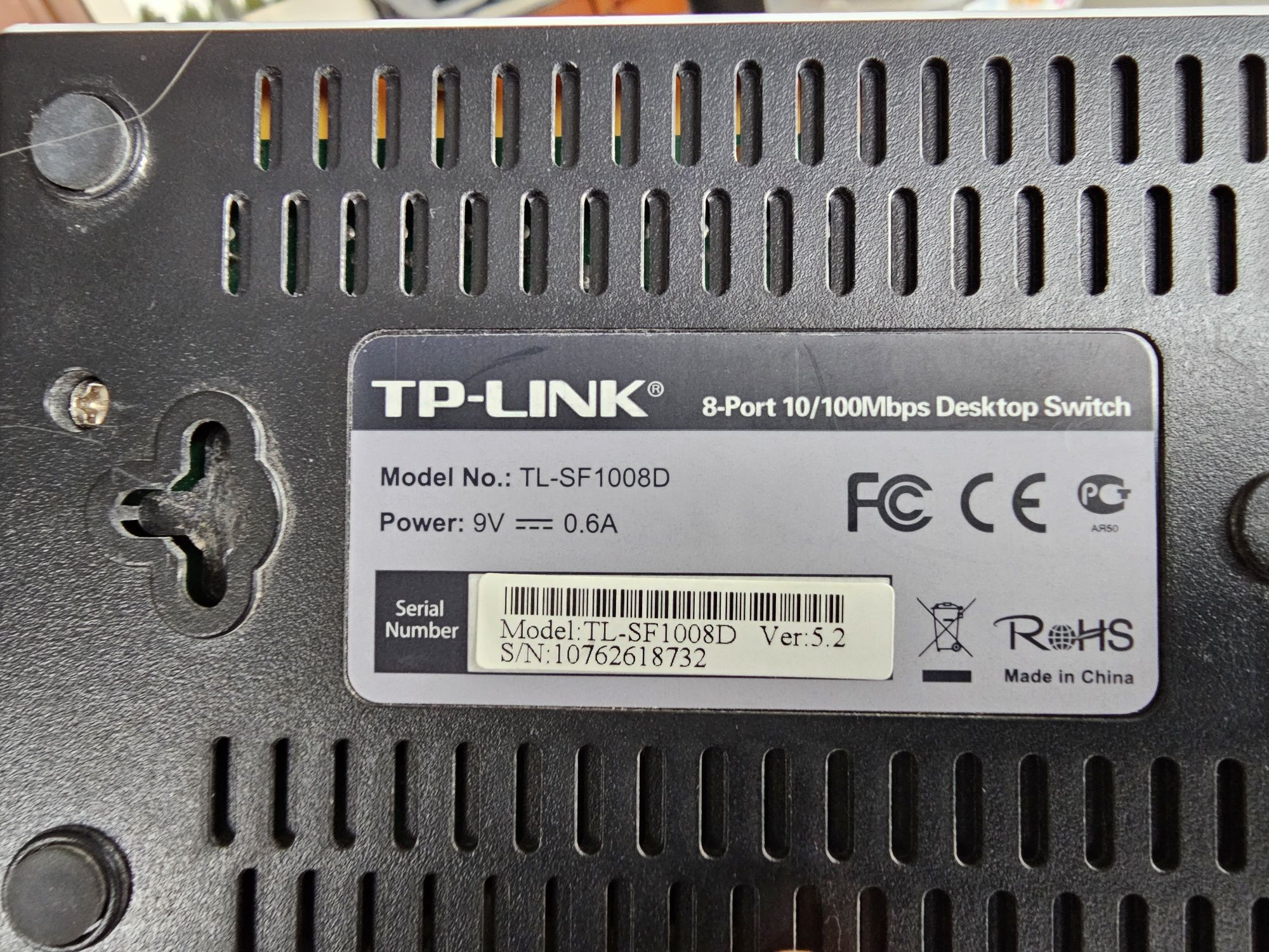 Switch Tp-link TL-SF1008D 8x 10/100Mp/s Fast Ethernet