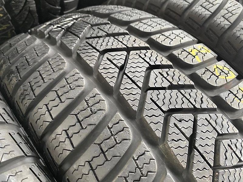 205/50r17 Pirelli SottoZero 3_6,6mm_4szt_(44)