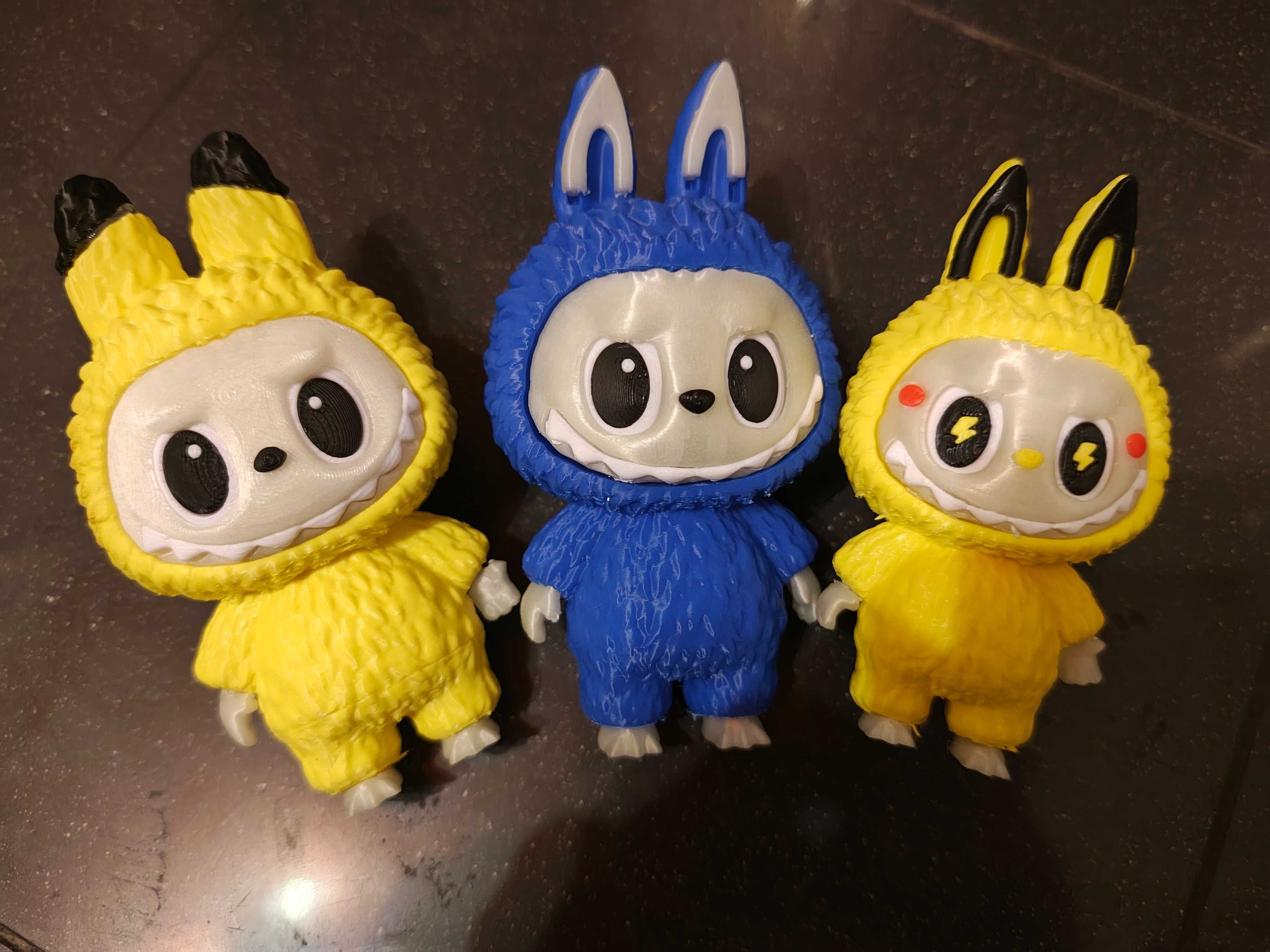 Labubu pikachu figura