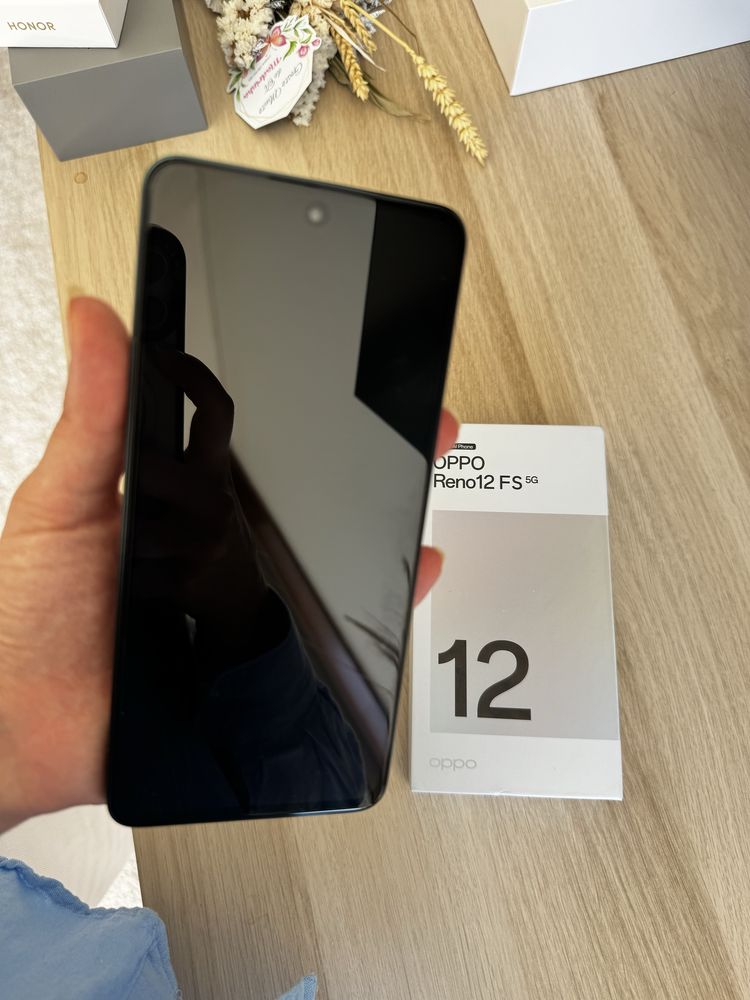 Oppo RENO 12 FS