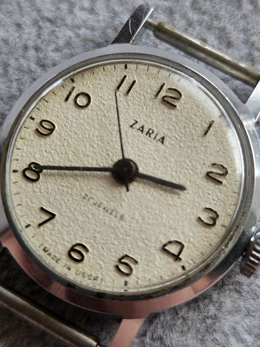 Zaria zegarek damski mechaniczny 21 jewels