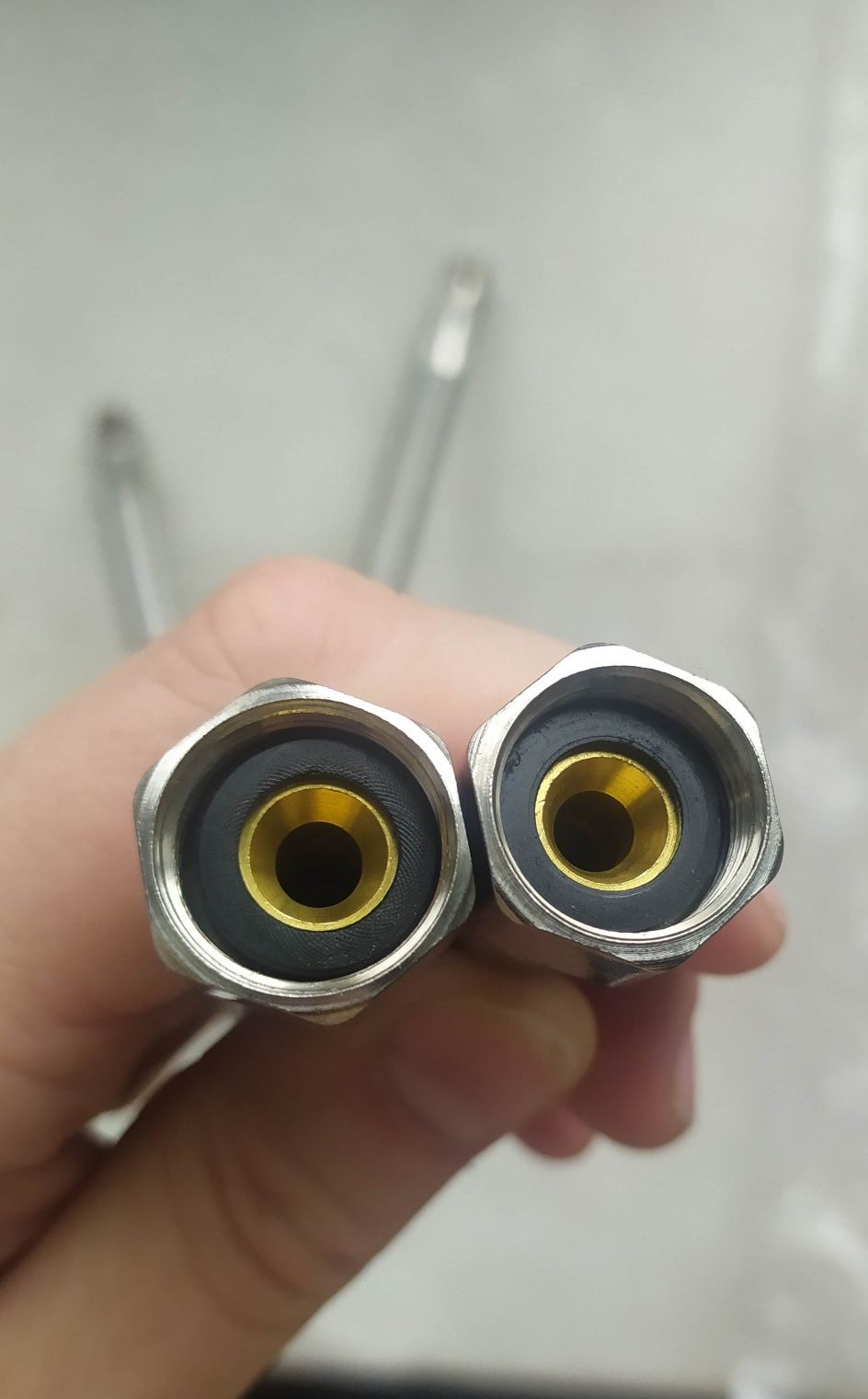 Шланг подводка для  смесителя Hansgrohe 2 шт М10х3/8