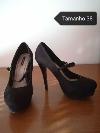 Sapatos de salto alto preto nº 38 (10cm)