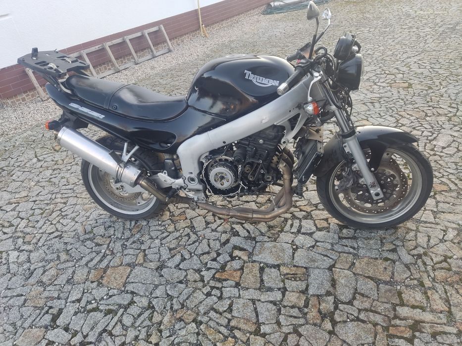 Motocykl Triumph 999i