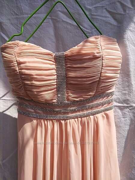 Платье, сарафан нарядный, девочке р.36(40-44)персиковый цвет.