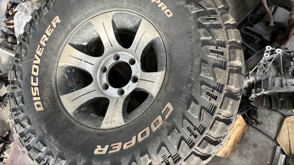 Mitsubishi Pajero 2,5