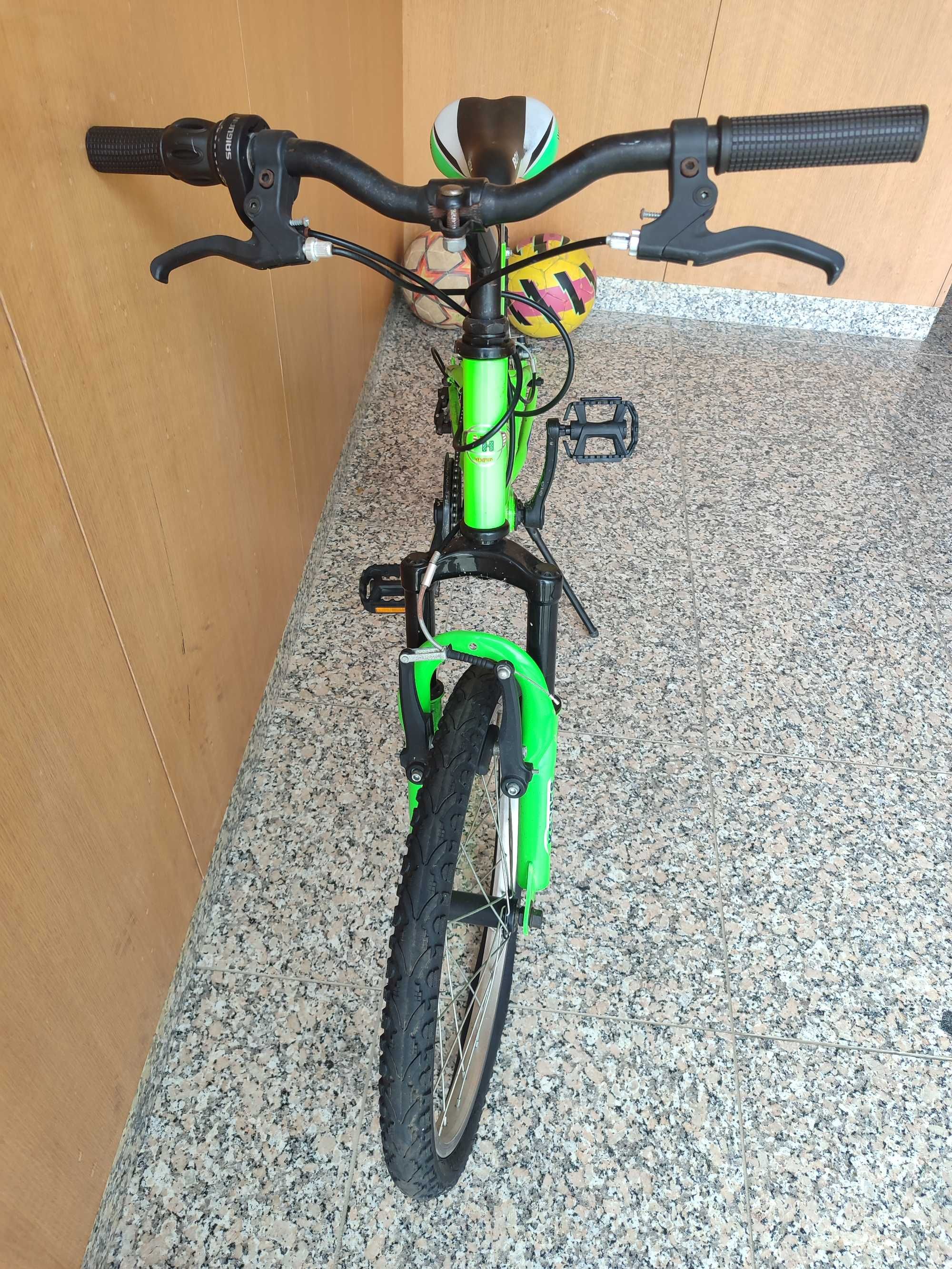 Bicicleta criança