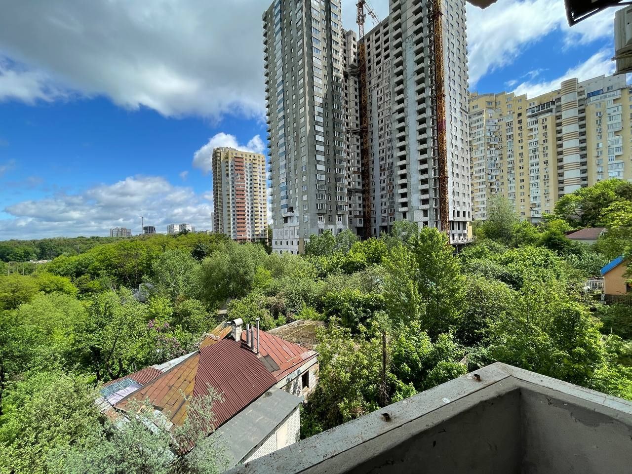Продается небольшая однокомнатная квартира в Киеве