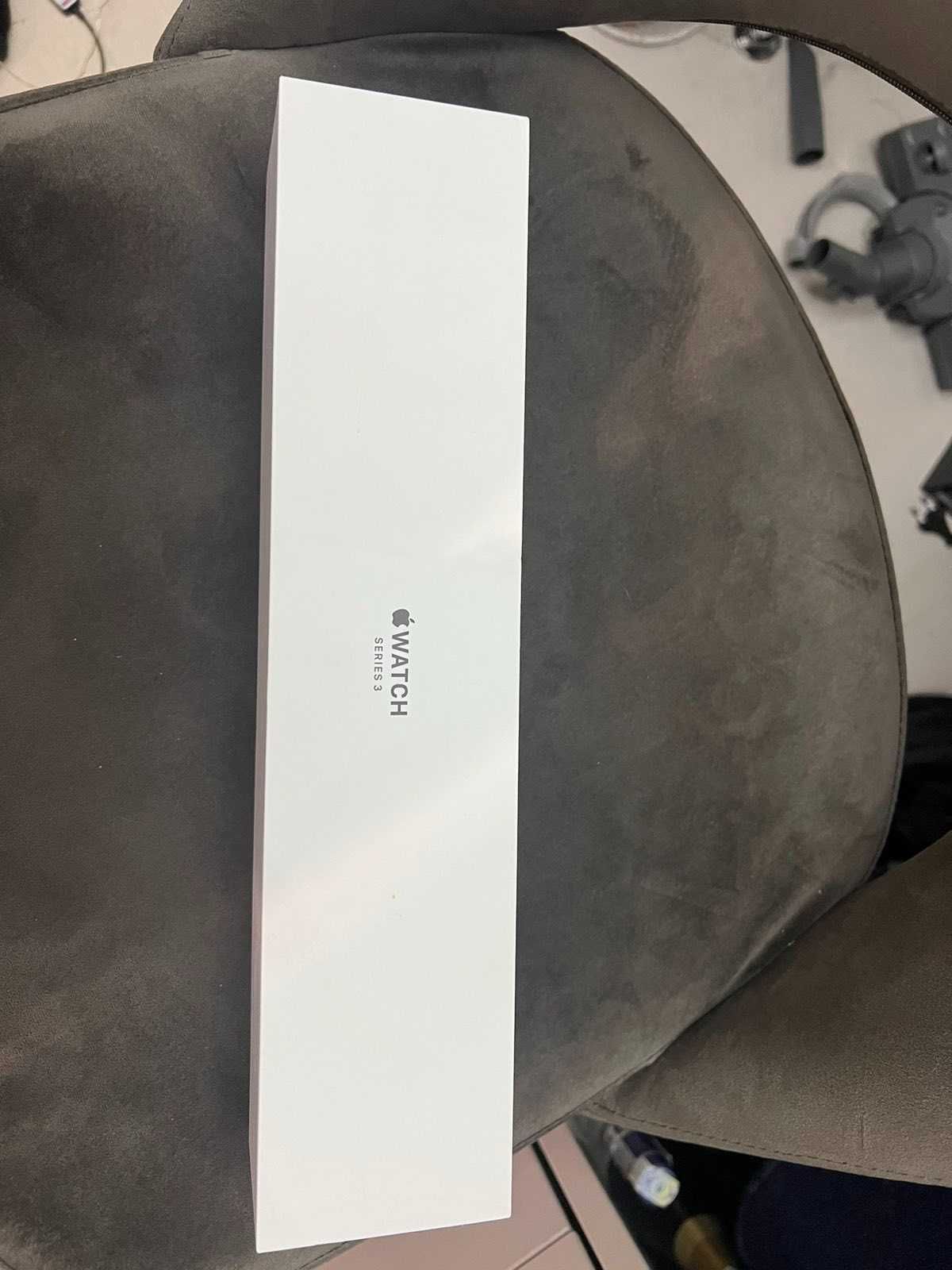 Продам Apple watch series 3 42mm aluminum case