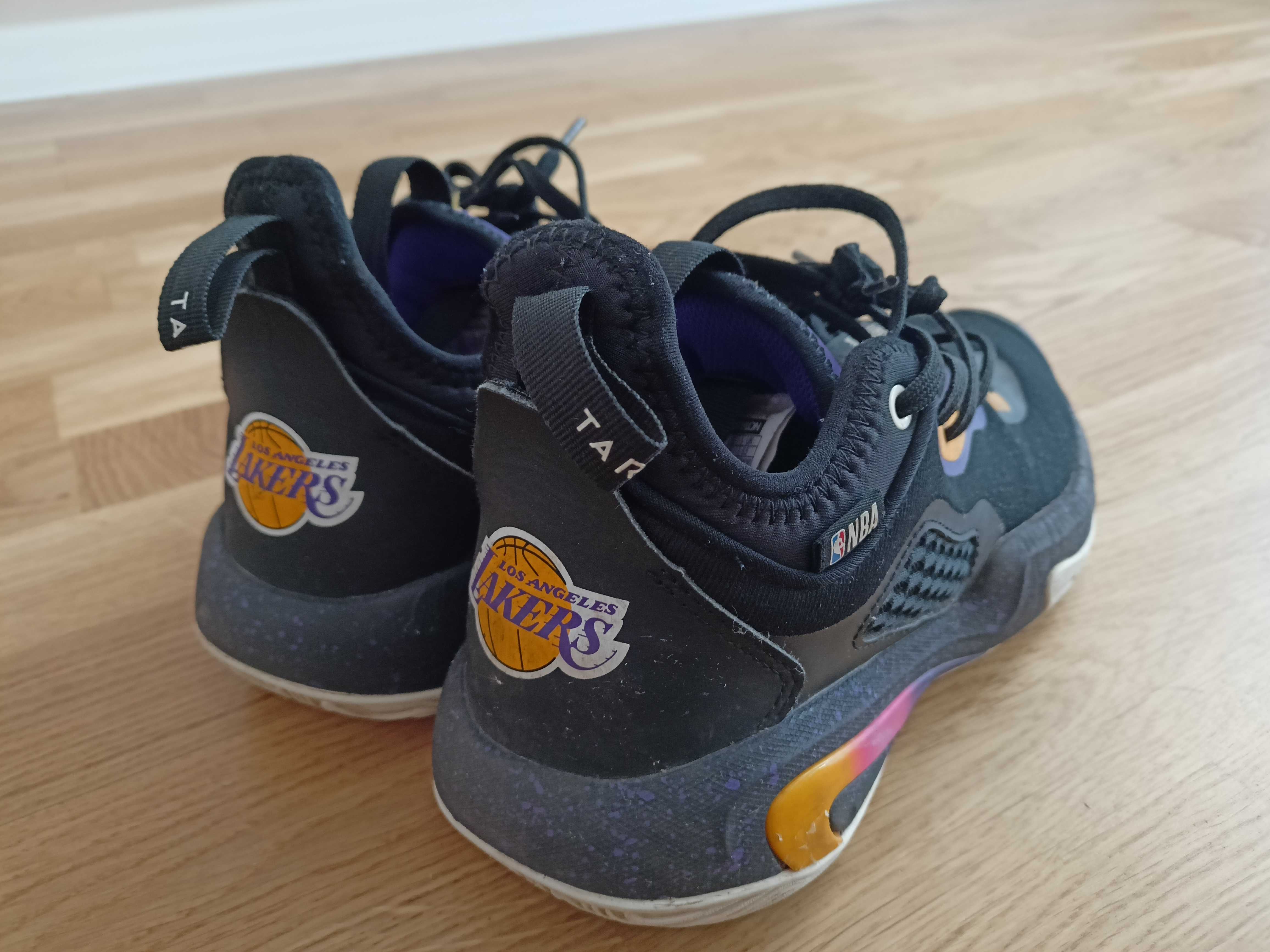 Lakers Tarmak Decathlon