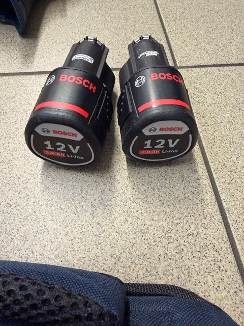 Bosch GSR 12V-15 Profesional wkrętarka mało używana 100 % sprawna
