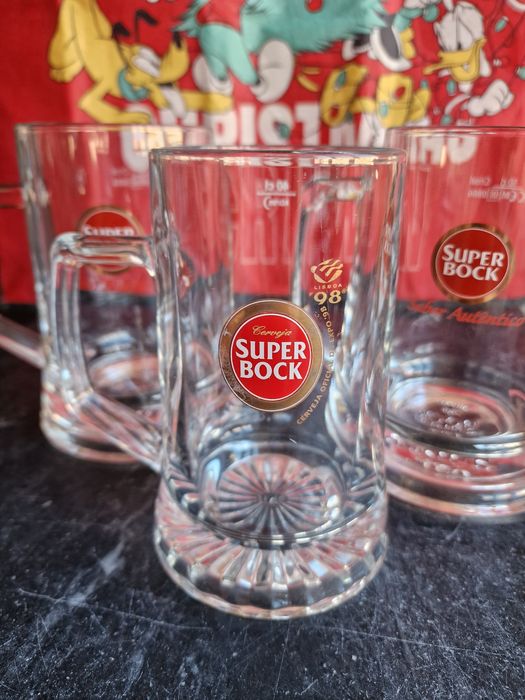 Conjunto de 3 Canecas para Cerveja