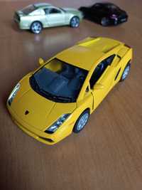 Машинка Kinsmart Lamborghini Gallardo 1:32