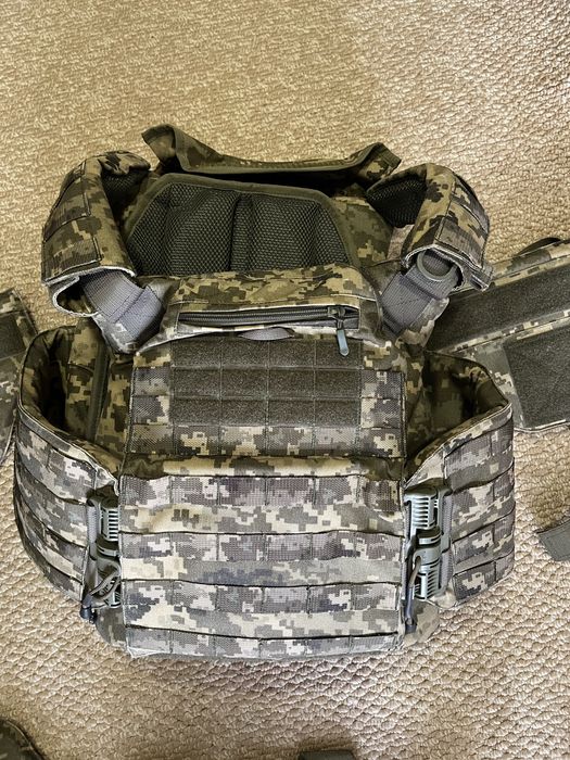 Продам комплект жилету посиленого захисту П