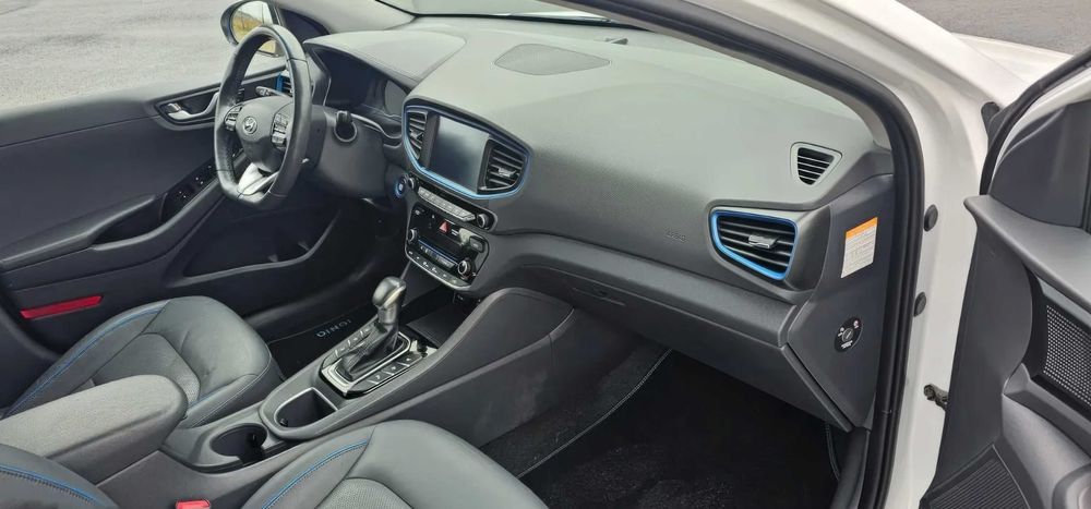 Hyundai IONIQ      2017