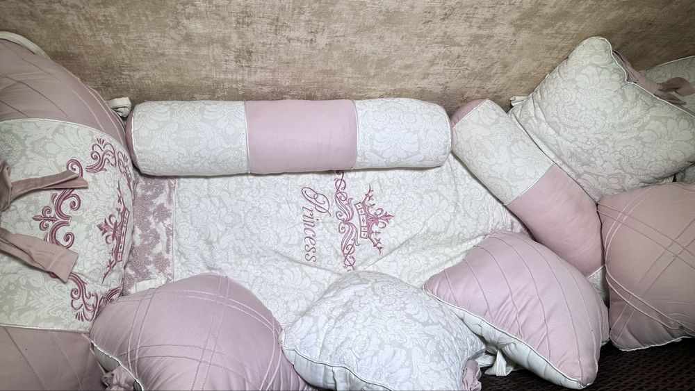 Дитячий постільний набір princesa  для ліжка для новонароджених