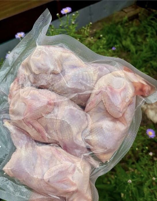 Свіже мясо перепілок, копчені перепілки