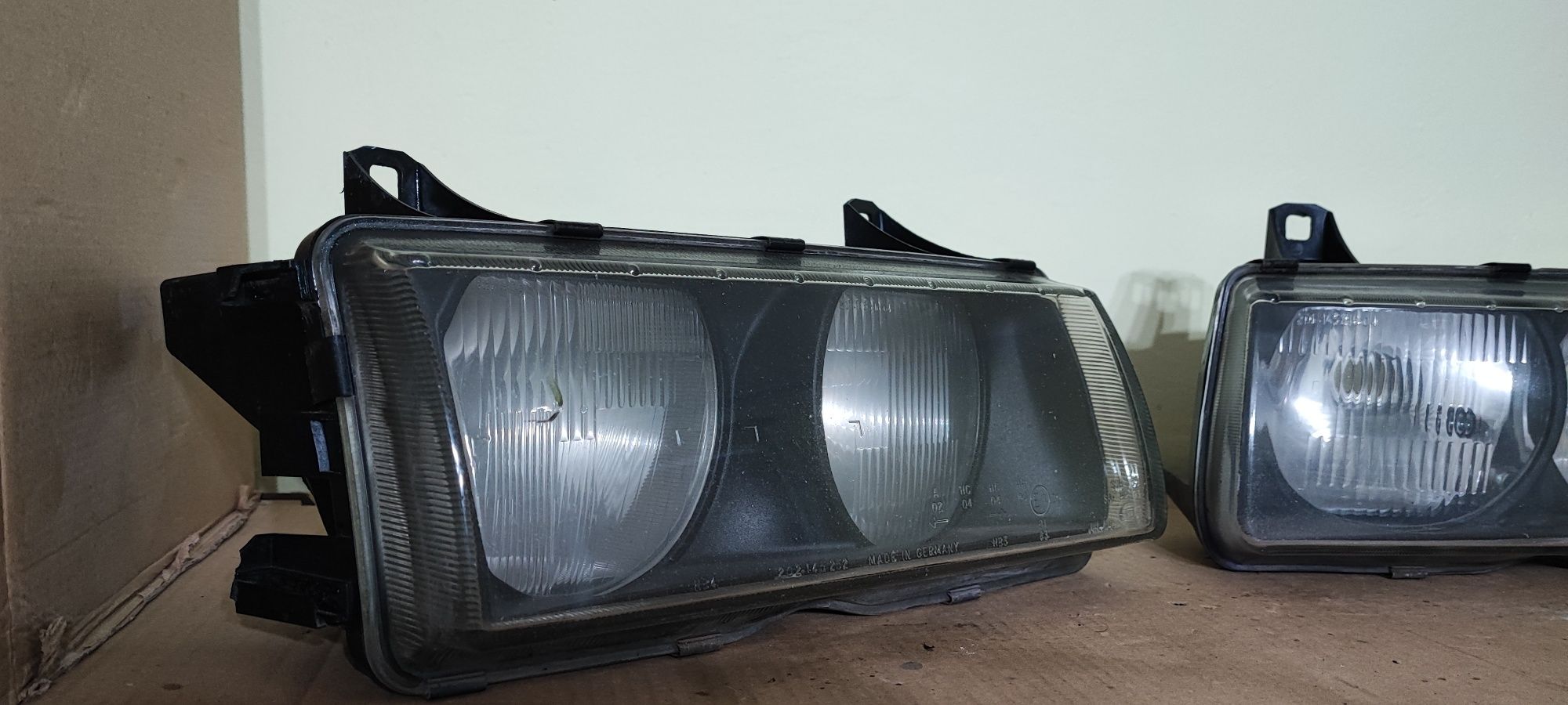 BMW E36 Compact Lampy przód HELLA Reflektory komplet tanio okazja