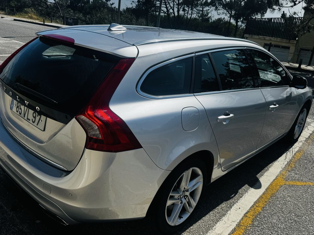 Volvo v60 hybrid plug in - 286cv