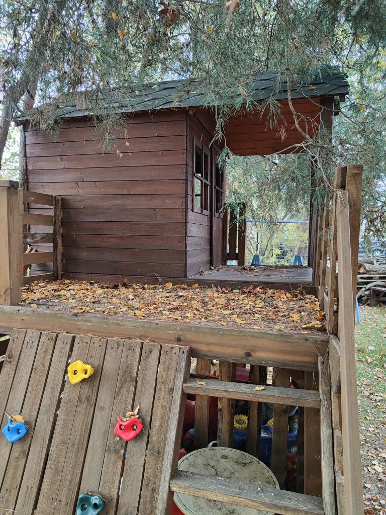 Domek drewniany plac zabaw dla dzieci , duży,   ścianka, zjeżdżalnia