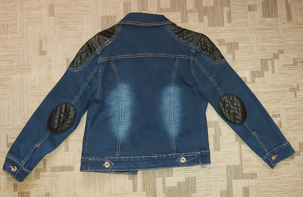 Джинсовий комплект на дівчинку.