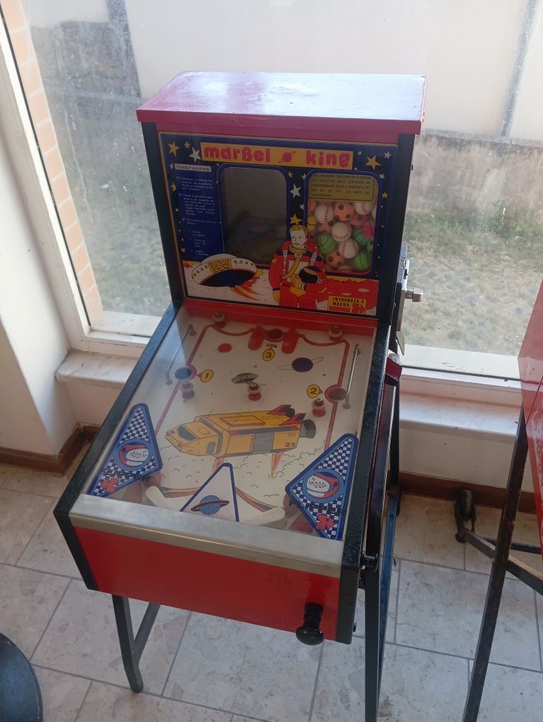 Vendo filiper bolas pinchonas antiga