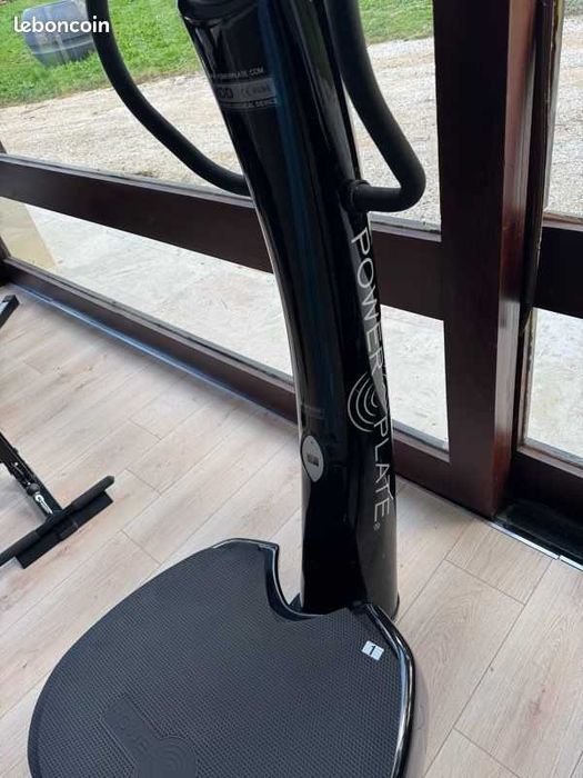 Vendo Power Plate My5 treino com Vibração como nova