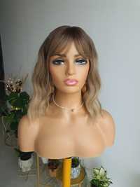 Peruka ombre mix blond long bob z grzywka naturalna fryzura fale