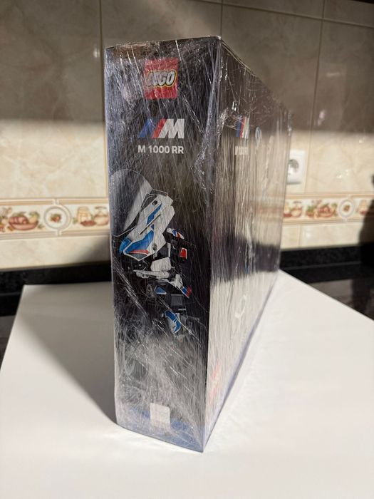 LEGO BMW M 1000 RR (42130) – NOVO e SELADO