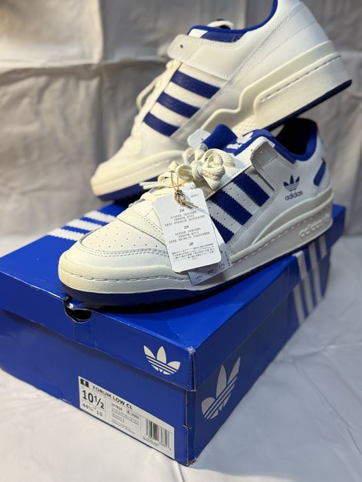 Кросівки адідас оригінал