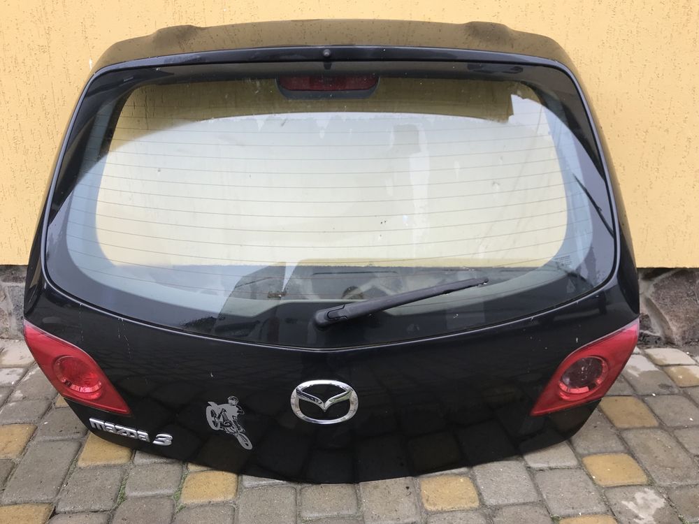 Кришка багажника Кляпа Мазда 3 Mazda 3