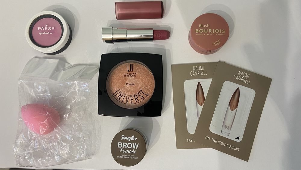 Zestaw kosmetyków do makijażu jak nowy Douglas Bourjois