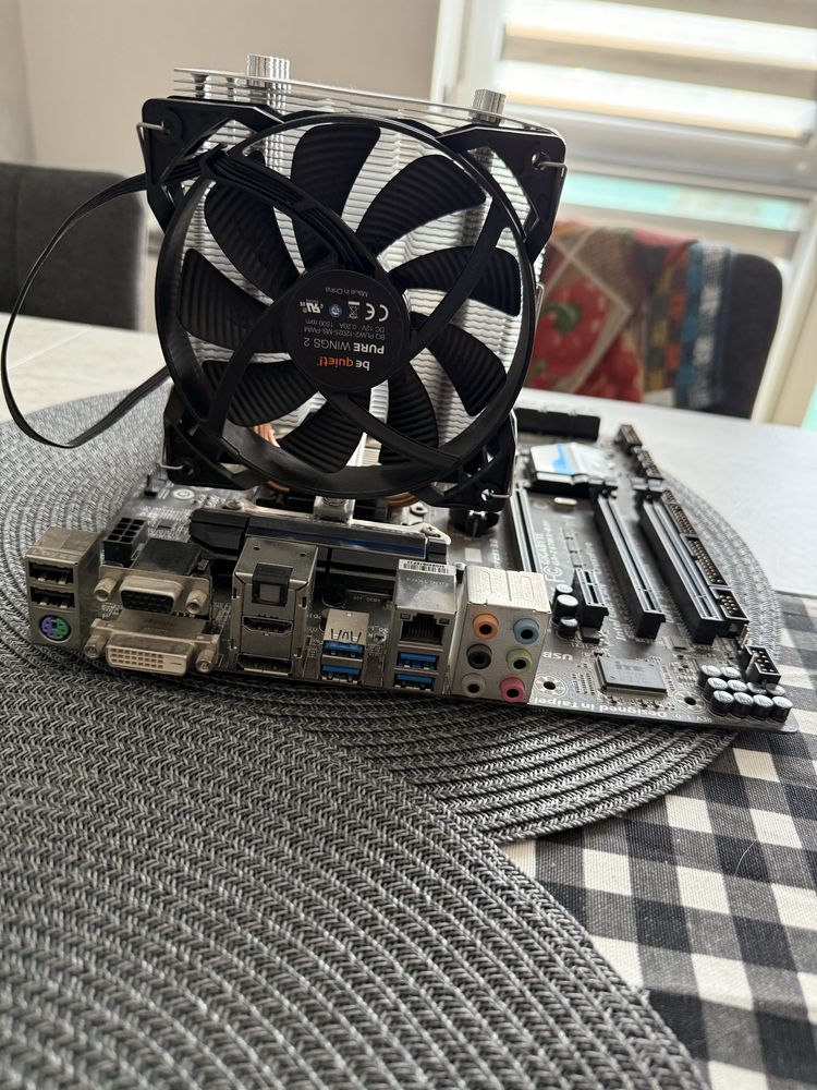 Материнка, кулер, озу, gigabyte, intel, kingston ,