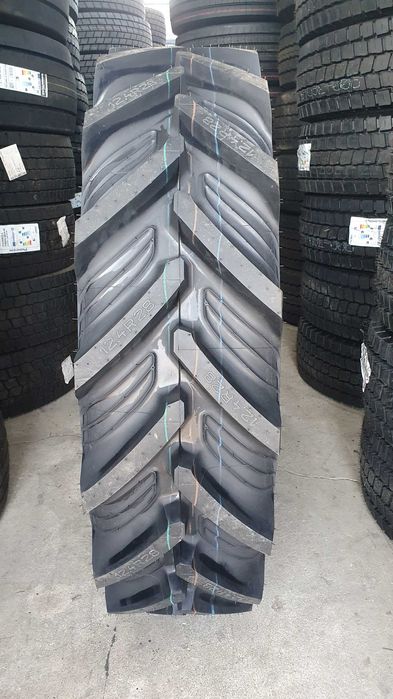 NOWE Opony 12.4R24 Taurus Point 8 - cena BRUTTO