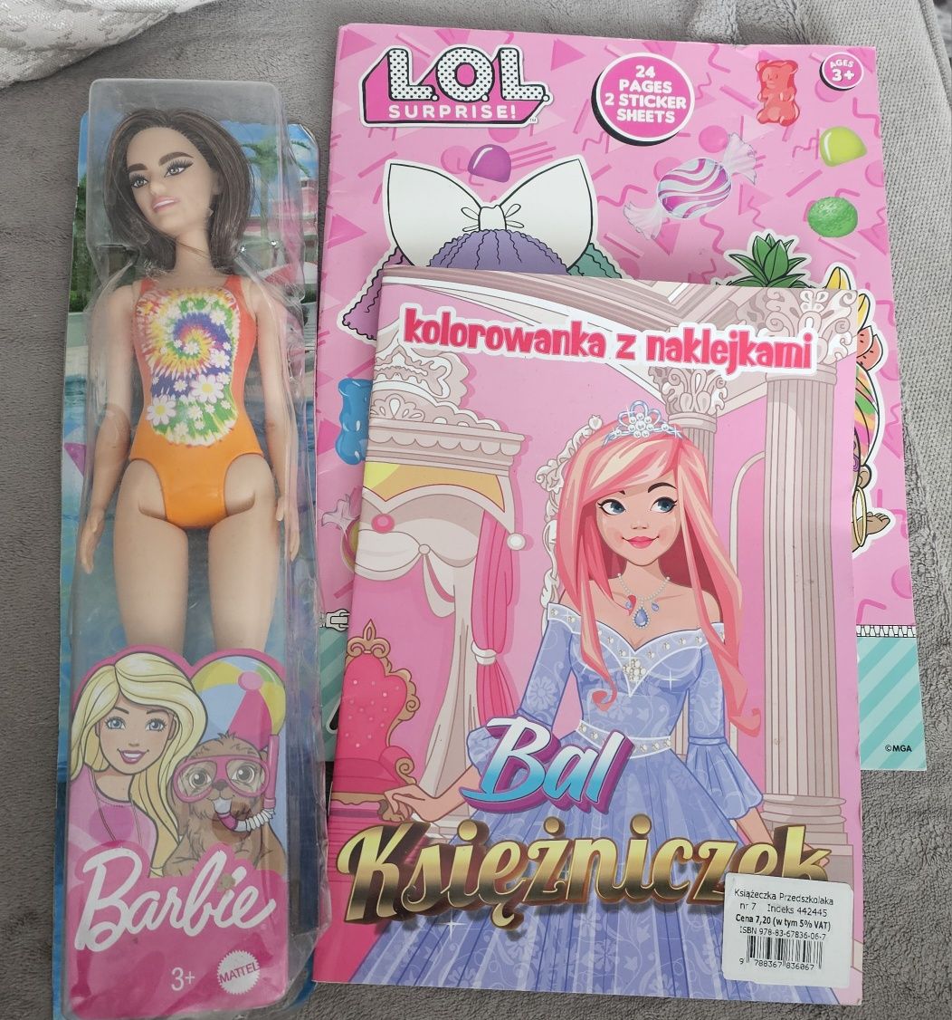 Wyprzedaż Lalka Barbie w stroju kąpielowy plus lol książeczka z naklej
