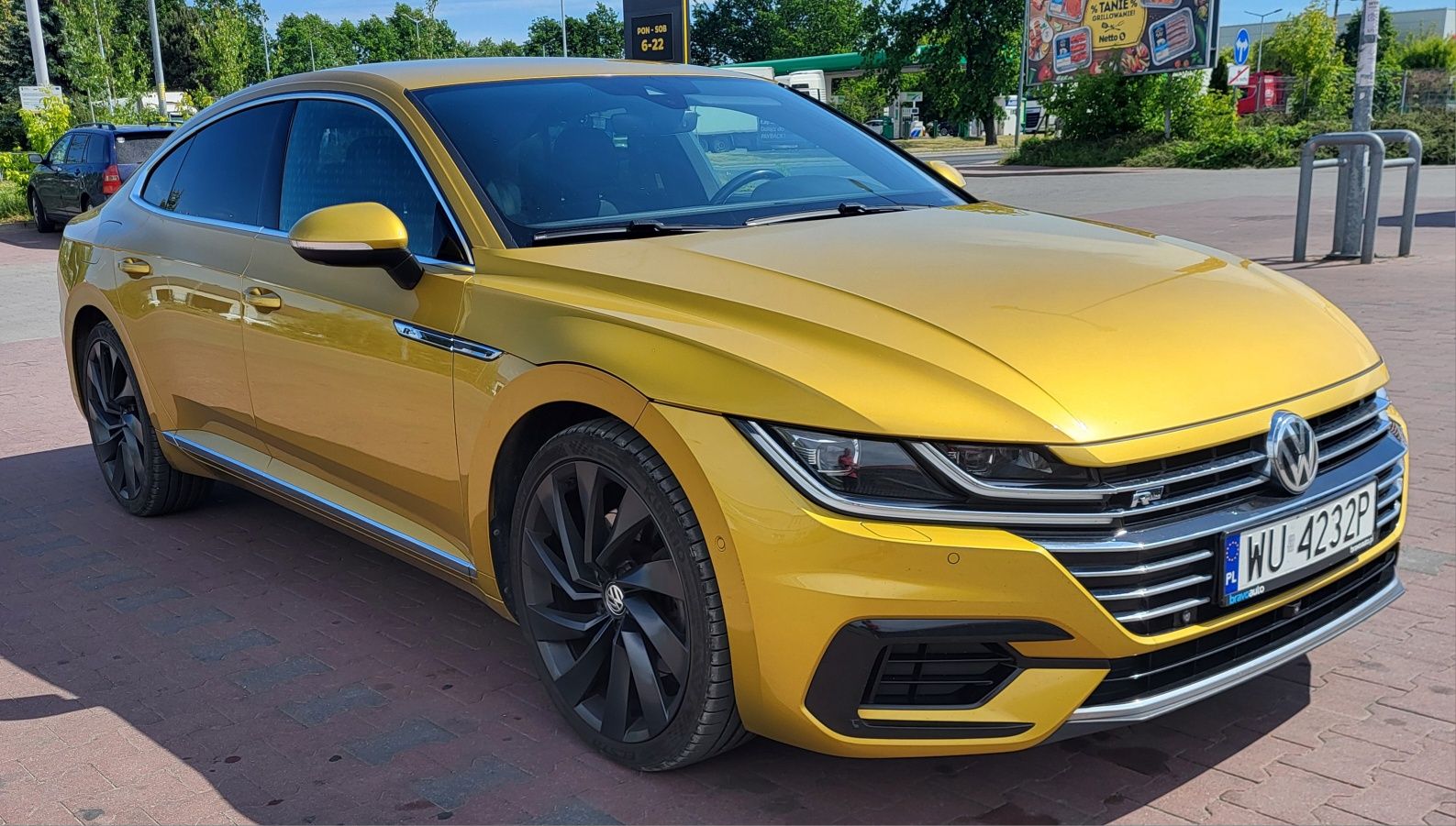 VW Arteon 2.0 R-Line