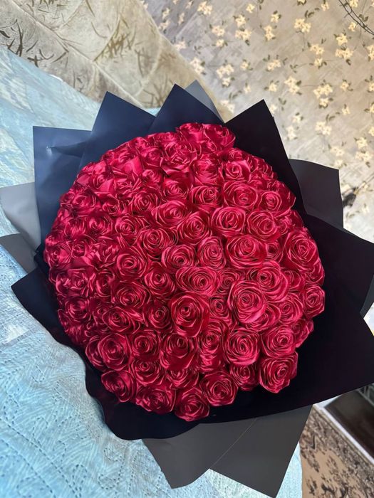 Букети на замовлення із штучних квітів