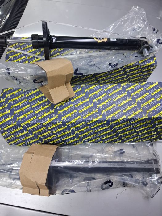 Задні Амортизатори ауді а4 б5