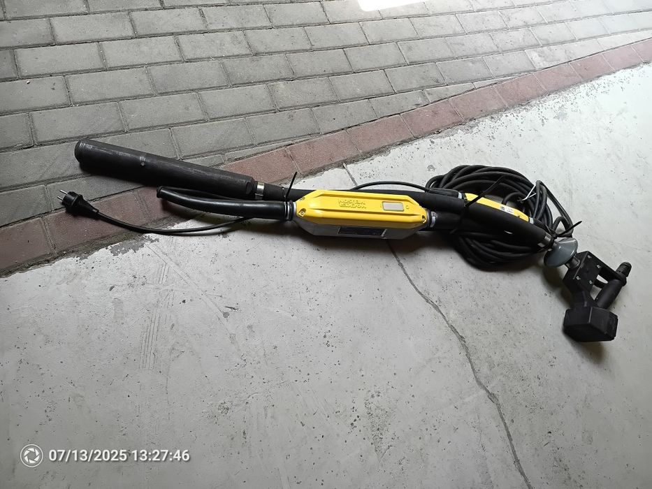 Wibrator stropowy Wacker NOWY fi 57 na 230V