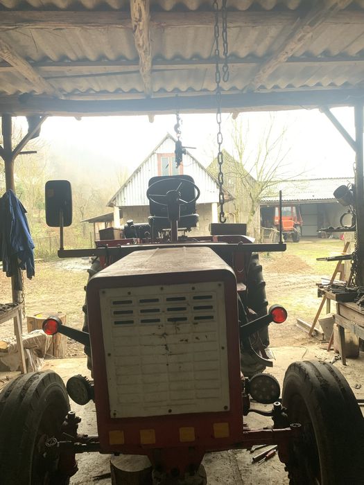 Продам трактор т 25 без кабіни.